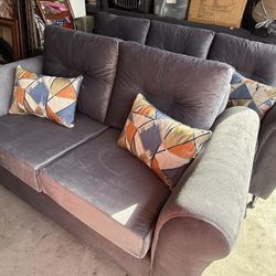 Brand New 2 Piece Living Room Set 