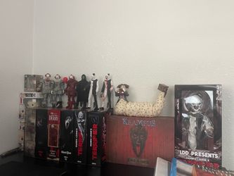 Horror figures