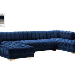 Gwen Velvet / Iron Navy 3pc. Sectional (3 Boxes)

