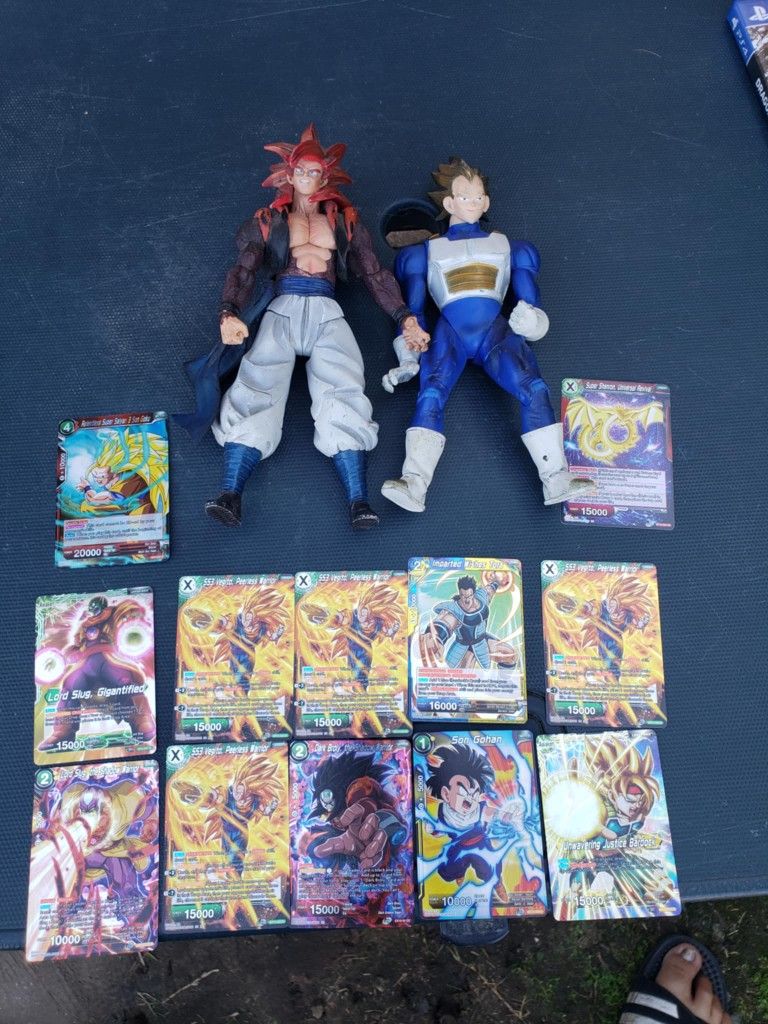 2 Big Toys Dragon Ball Z GT. With 12 Glowing Cards 2 Are more rare. Misprint with 2 side card 2 pics back & front card. All for $250! Or best offer