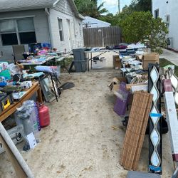 GARAGE SALE 