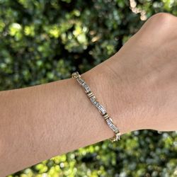 10k gold kay’s jewelry natural Diamond tennis bracelet 8.4 grams weight