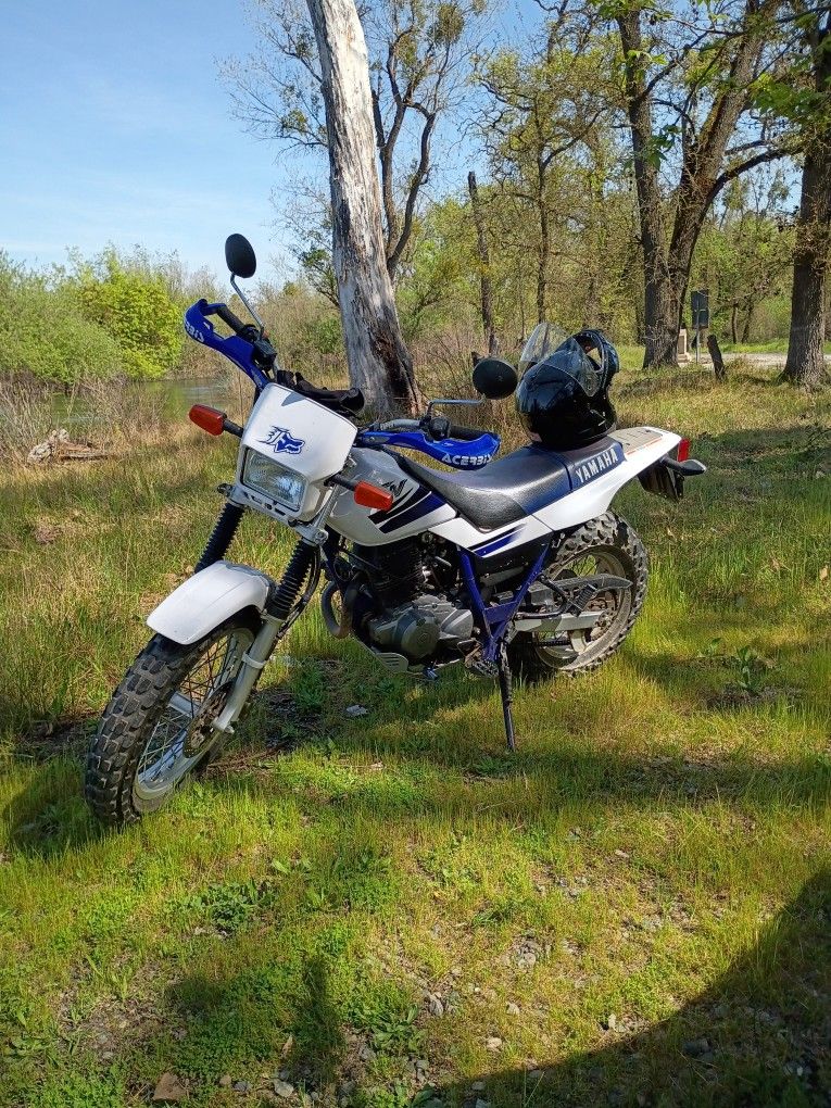 2001 Yamaha TW200