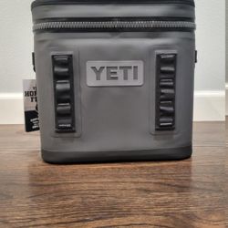  Yeti Hopper Flip 12 Soft Cooler - Charcoal