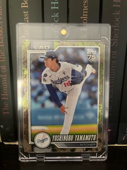 Yoshinobu Yamamoto 2025 Topps Memorial Day Camo /25 06/25 Dodgers