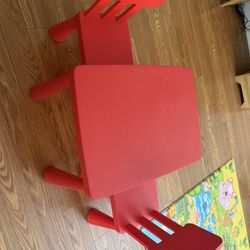 Kids Table and Chair Set – Great for Crafts/Play