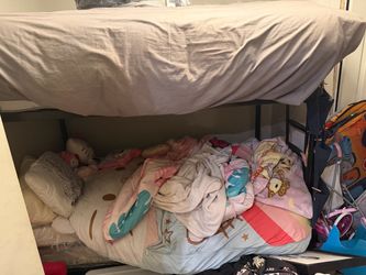 Bunk bed 3 beds total with new mattresses