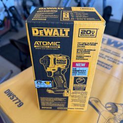 DEWALT ATOMIC 20V MAX Brushless Compact 1/4 in. Impact Driver (DCF850B)