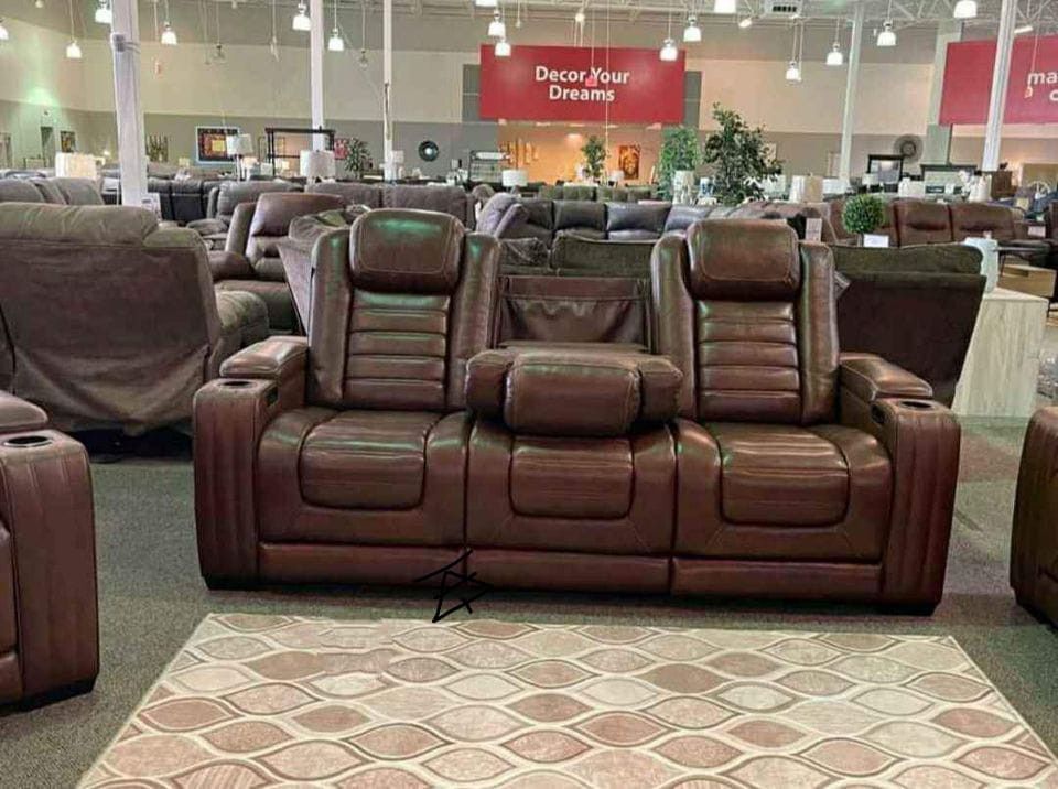 🎀Backtrack Power Reclining Sofa and Loveseat
Ashley Furniture$20 Down Payment and delivery available 