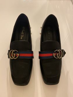 Black Women shows Size 38