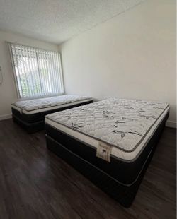 Full size pillow top bamboo brand mattress new