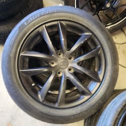 Infinity G35 Spare Tire