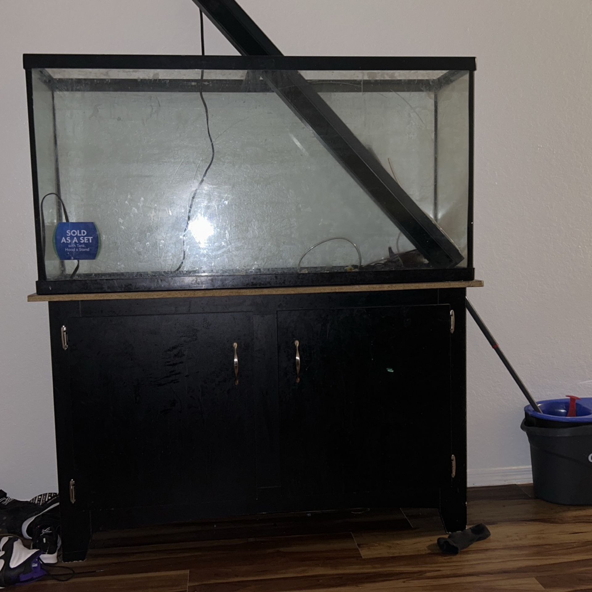 Fish Tank With Stand 