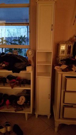 Bathroom cabinet