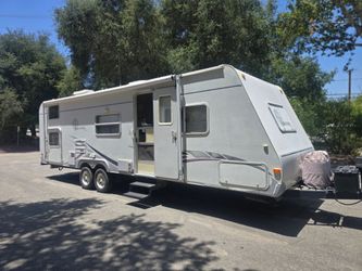 2006 FOREST RIVER SERVEYOR