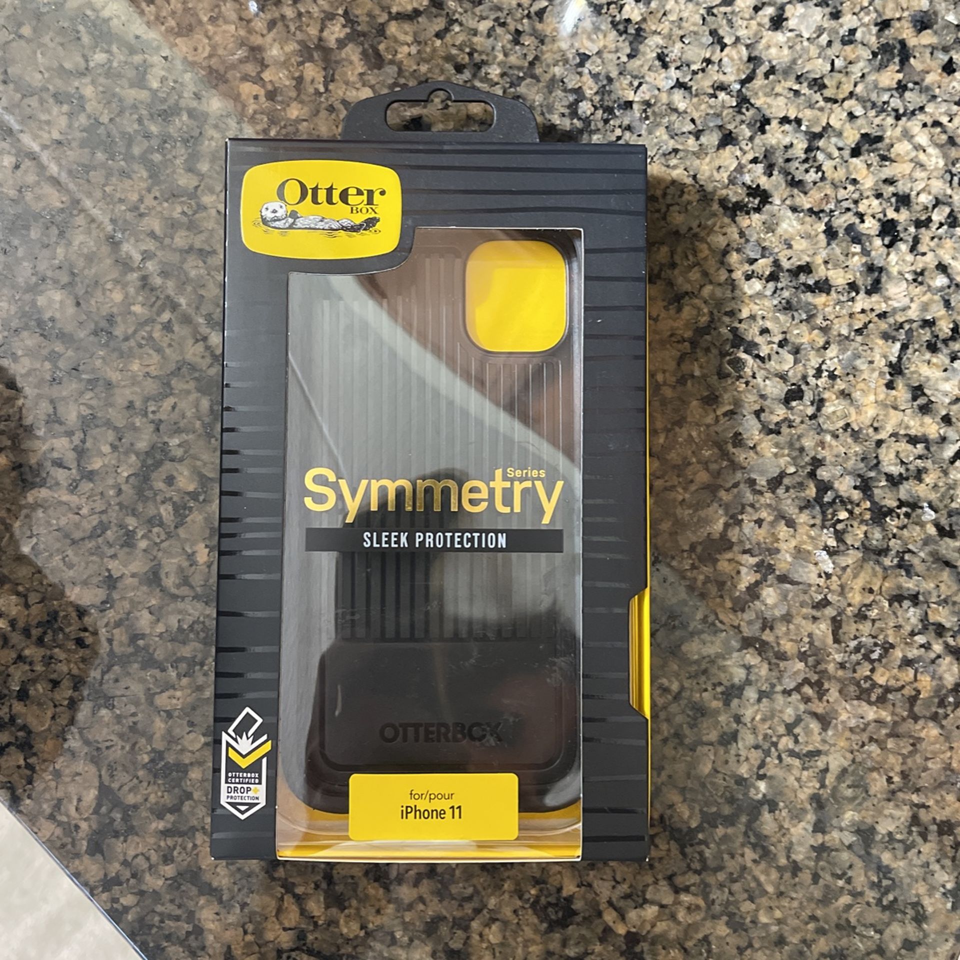 Otterbox iPhone 11 Symmetry Series