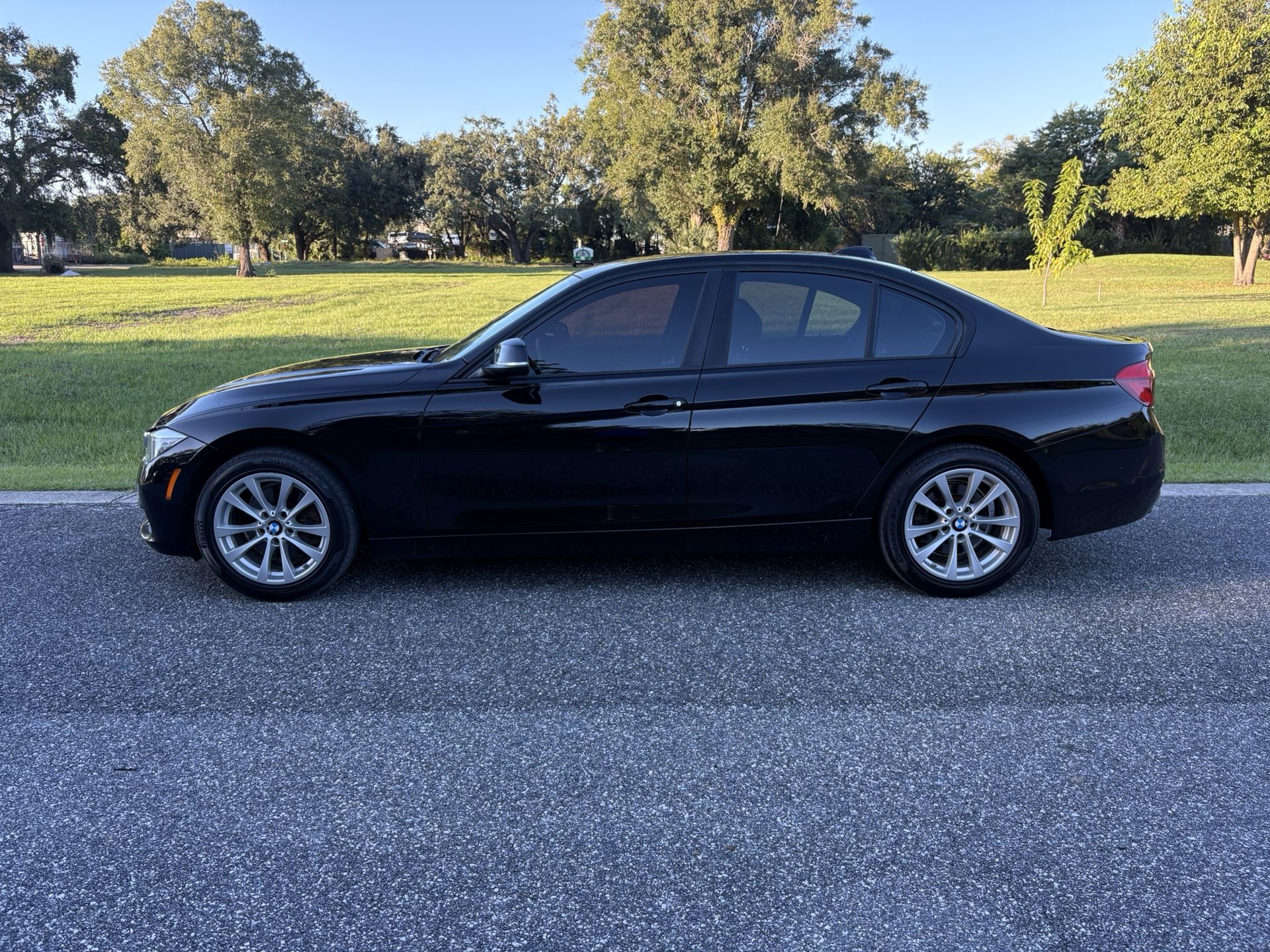 2016 BMW 320i