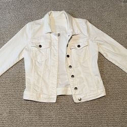 Adorable KUT Women’s White Jean Jacket Size S