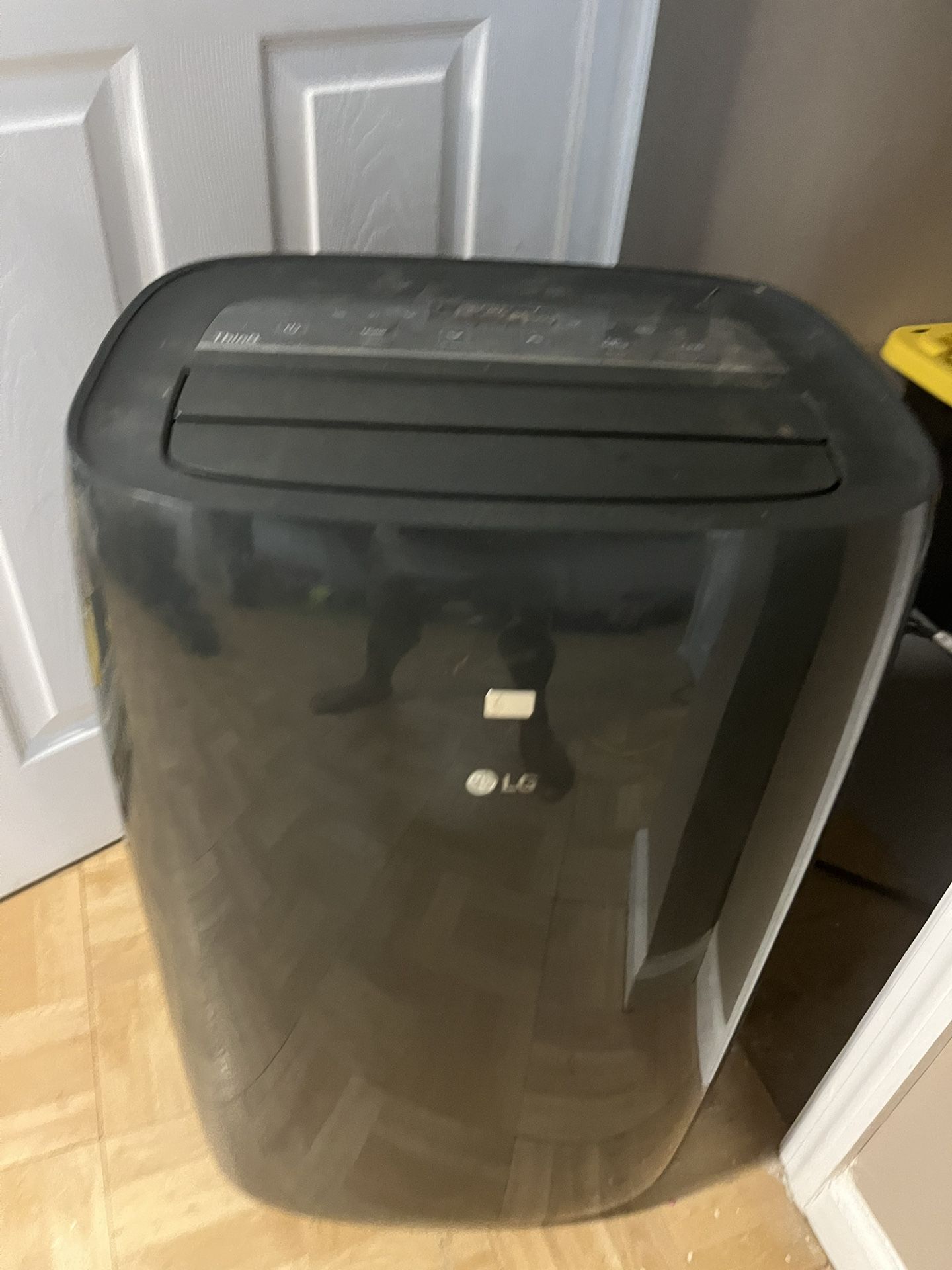 Portable Air conditioner ThinQ