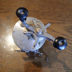 Shakespear Wexford Fishing Reel $30