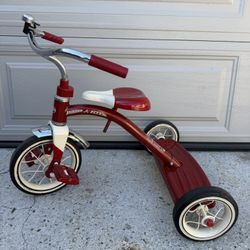 Radio Flyer Classic Metal Tricycle