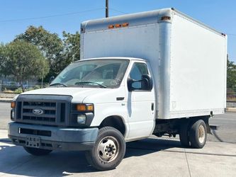 2016 Ford E350 Super Duty Cutaway