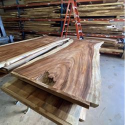 Live Edge Lumber. Wood Slabs 