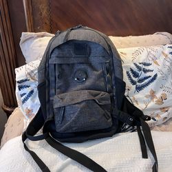 Oakley - Voyage 30L - Black/Gray - Backpack