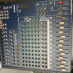 Dj Mixer $200 For Everything 