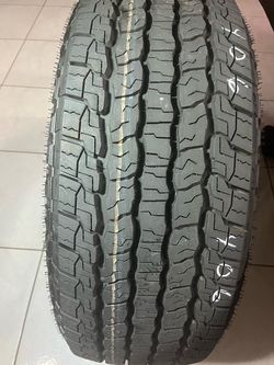 275/60/20. One Goodyear Wrangler territory tire please read description like new.