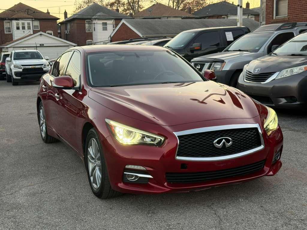 2015 INFINITI Q50
