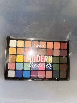 NYX 40 Pallet Eve Shadows
