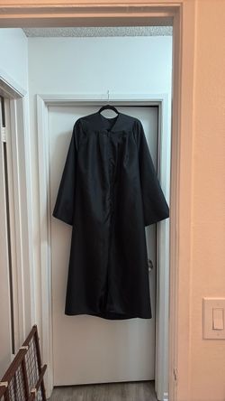 Robe black
