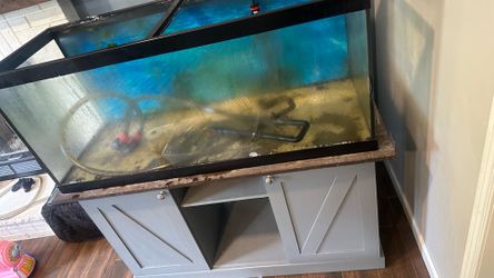 75 gallons  fish tank aquarium