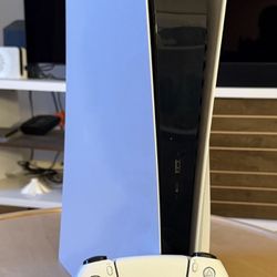 PS5 FOR SALE ‼️ (First Come First Serve)