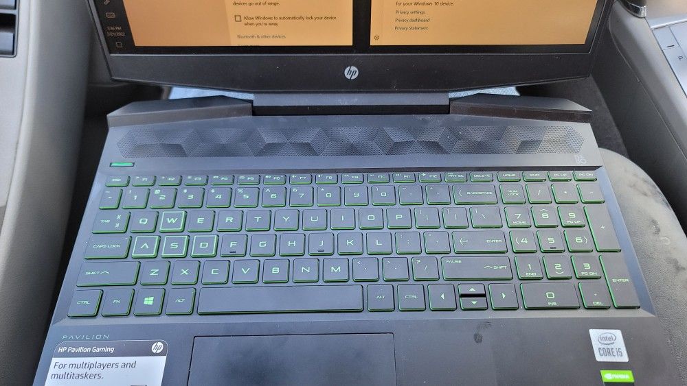 HP Pavilion Gaming Laptop - 15-dk1035nr