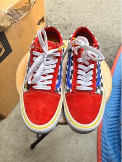 VANS SHOES SIZE 10.5