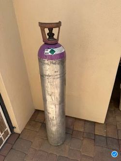 Co2 tank used steel