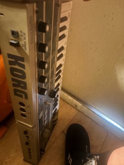 KORG SYN