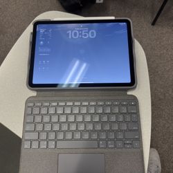 IPad Air (5th Generation) 64GB with Apple Pencil and Folio Touch Keyboard 