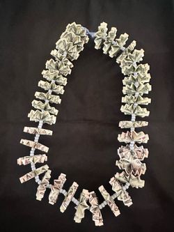 Money lei