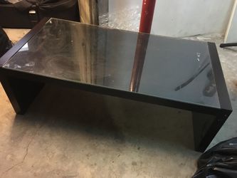 IKEA coffee table 47By 23