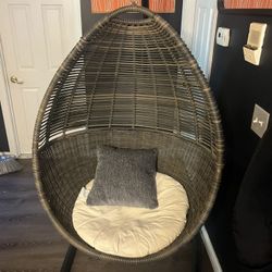 Indoor/outdoor Swing Chair