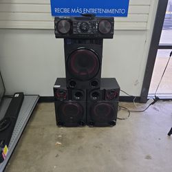 LG Home Stereo Set