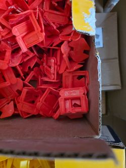 QEP Red Plastic Tile Leveling Clips Bulk Lot