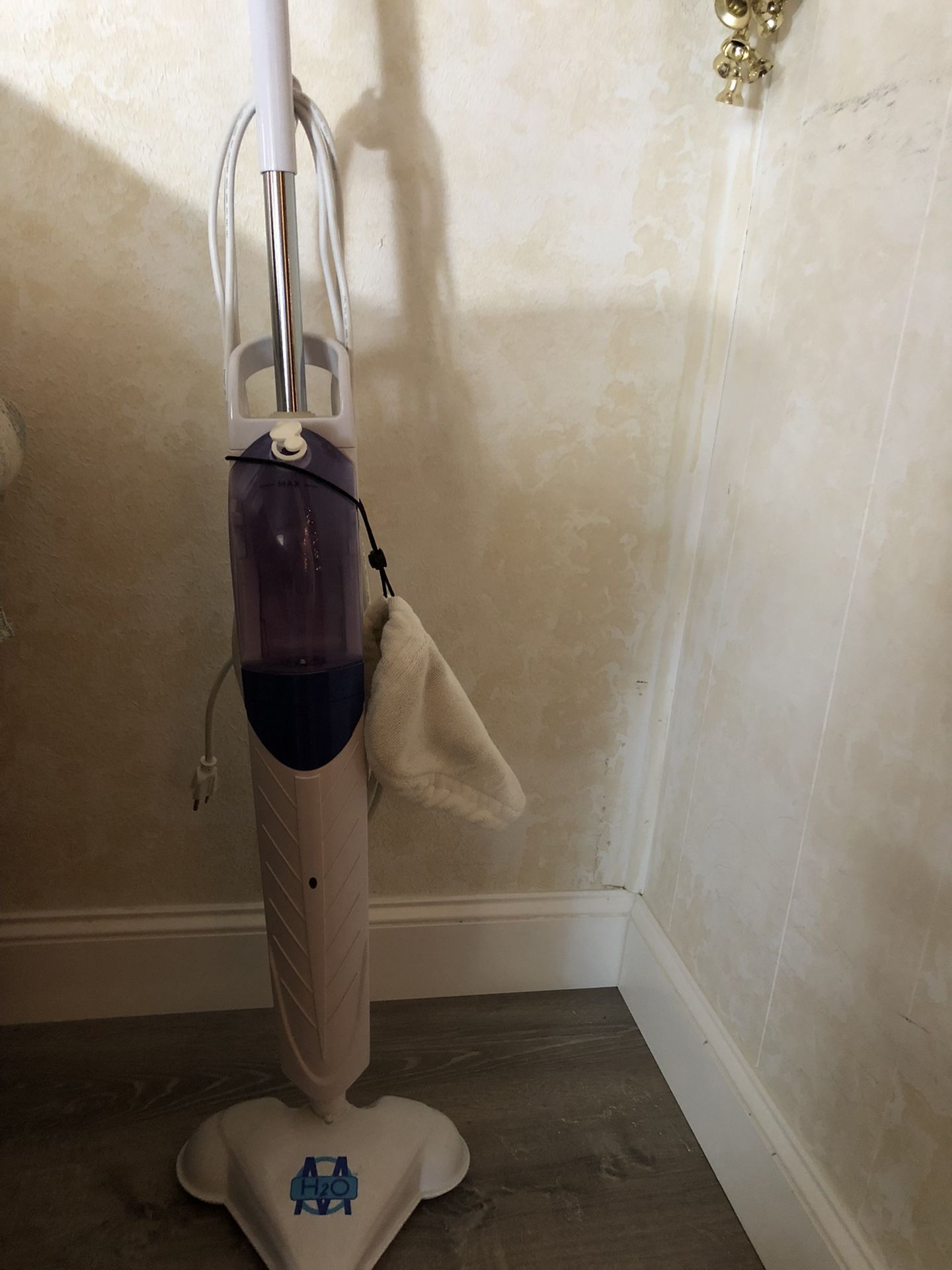 H2O Mop/steam Floor Cleaner