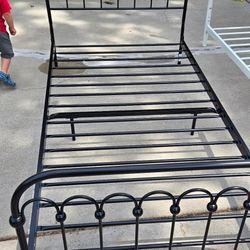 Black Metal Twin Bed Frame 