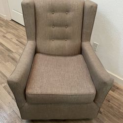 Almost New 360 Swivel Rocker Recliner Sofa with Excellent Condition 