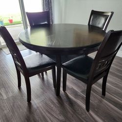 Round Dining Table Set X 4 