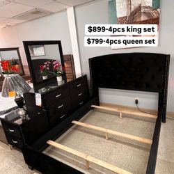 Queen 4 Pcs Velvet Material Bedroom Set 